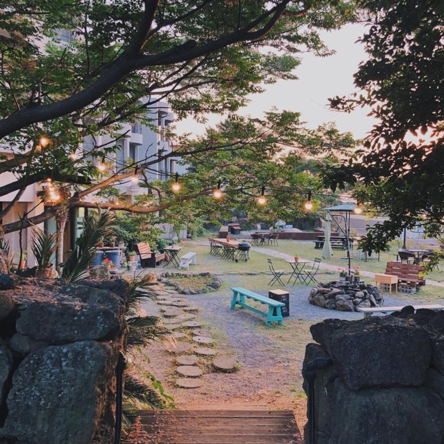 A Pousada Jeju Playground Exterior foto